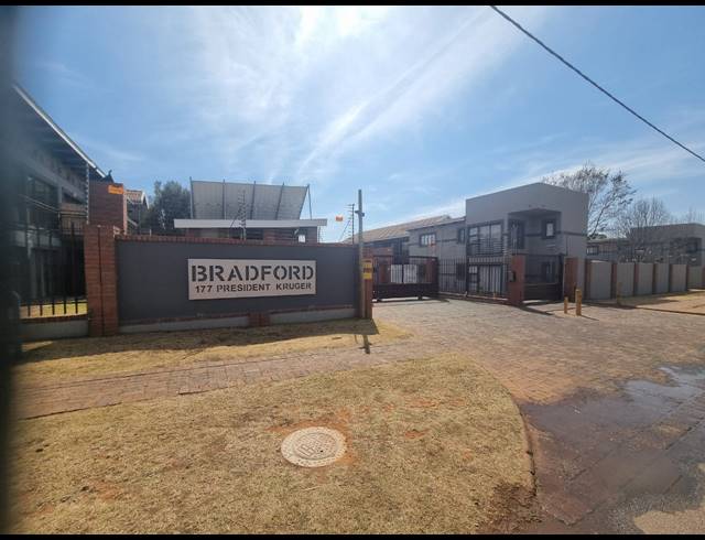 2 BEDROOM APARTMENT FOR SALE IN RYNFIELD